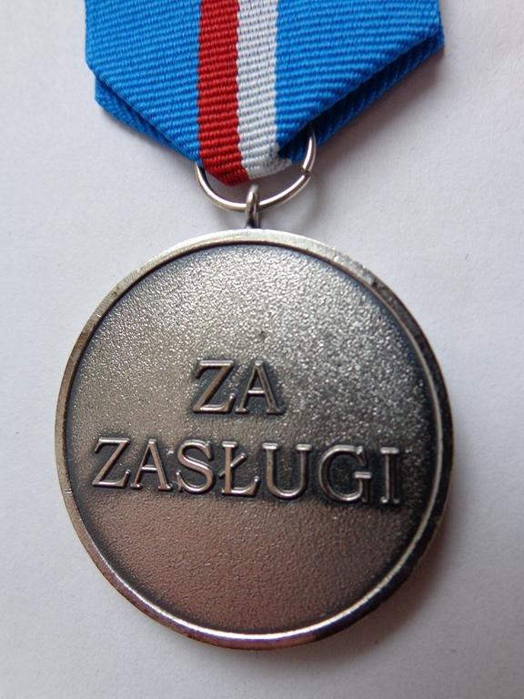 za zasługi 2